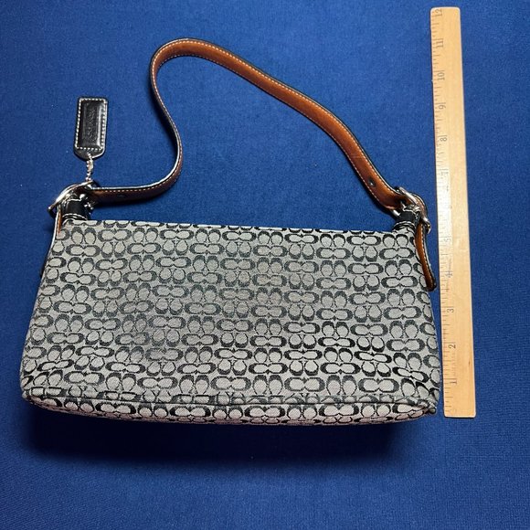 COACH Black MONOGRAM Signature Small BAGUETTE Hand Bag Purse Travel M2K-6332 - Picture 2 of 3